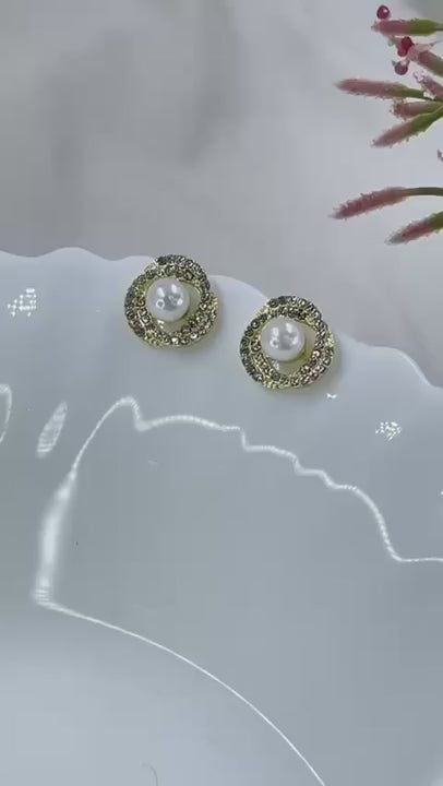 Pearl Tops Pair